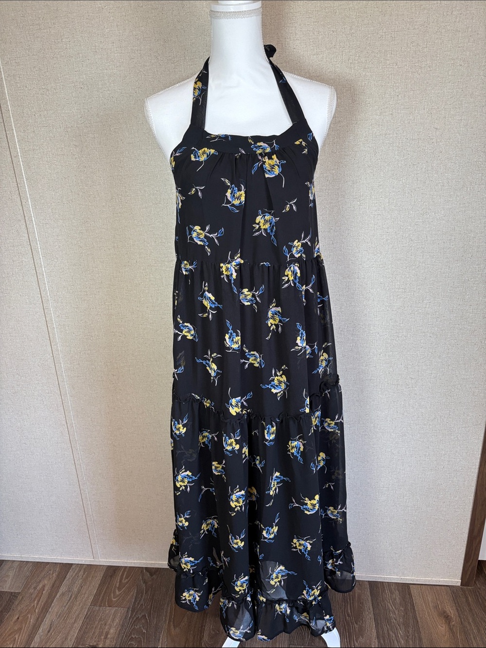 Who What Wear Black Floral Maxi Dress Sz M Halter Tie Neck Boho Cottagecore